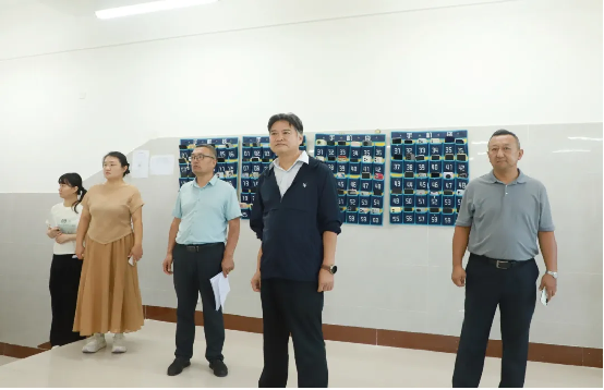 我校开展2025级开课第一天教学检查